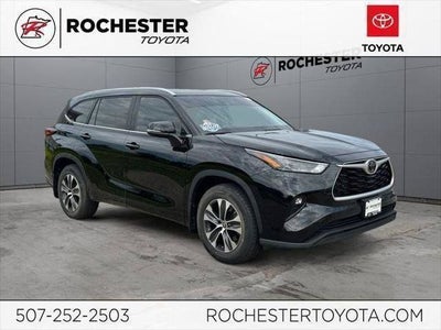 2023 Toyota Highlander XLE AWD