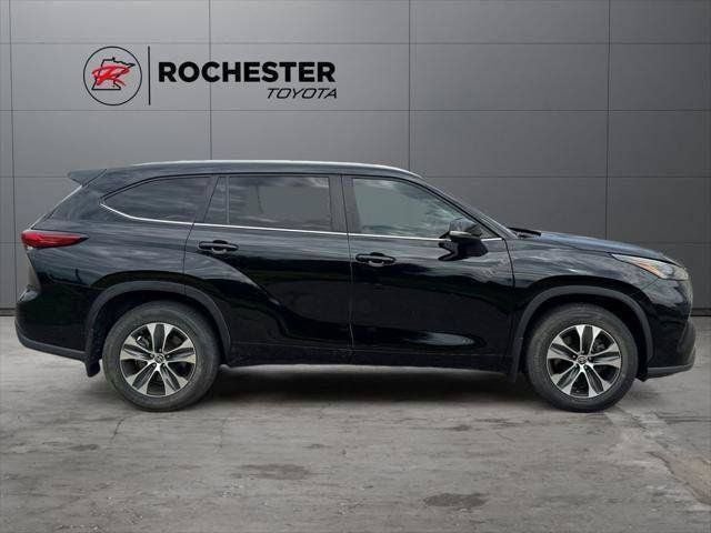 2023 Toyota Highlander XLE AWD