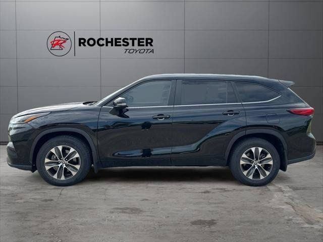 2023 Toyota Highlander XLE AWD