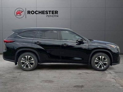 2023 Toyota Highlander XLE AWD