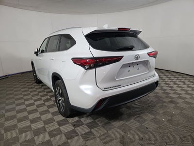 2023 Toyota Highlander XLE AWD