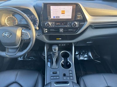 2023 Toyota Highlander XLE AWD