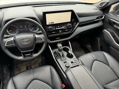 2023 Toyota Highlander XSE AWD