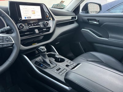 2023 Toyota Highlander XLE AWD