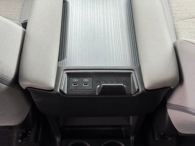 2025 Toyota Sienna LE 8 Passenger