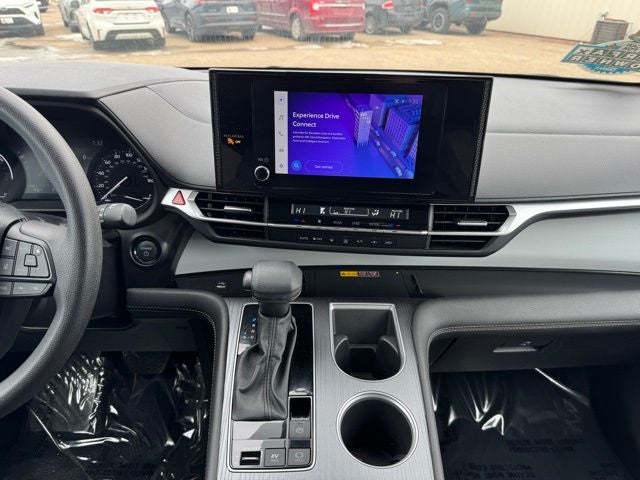 2025 Toyota Sienna LE 8 Passenger