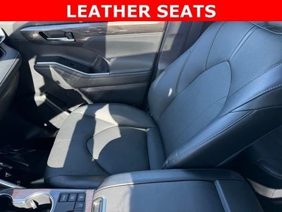2023 Toyota Highlander Hybrid Limited AWD