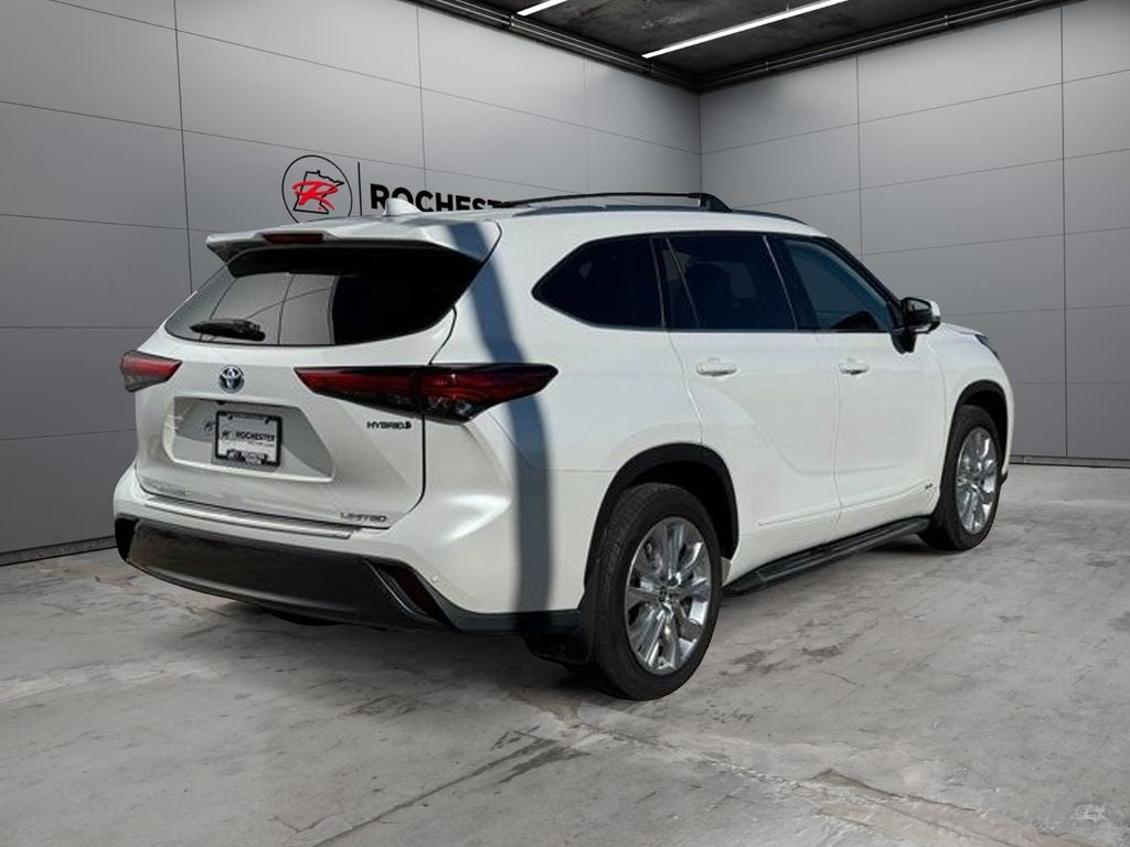 2023 Toyota Highlander Hybrid Limited AWD