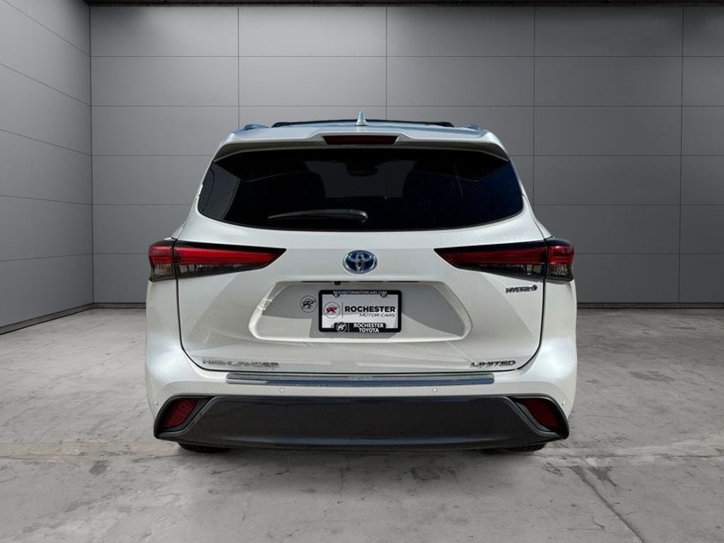 2023 Toyota Highlander Hybrid Limited AWD