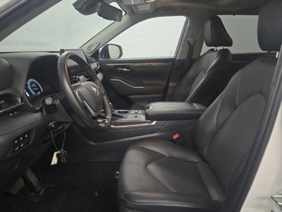 2023 Toyota Highlander Hybrid Limited AWD