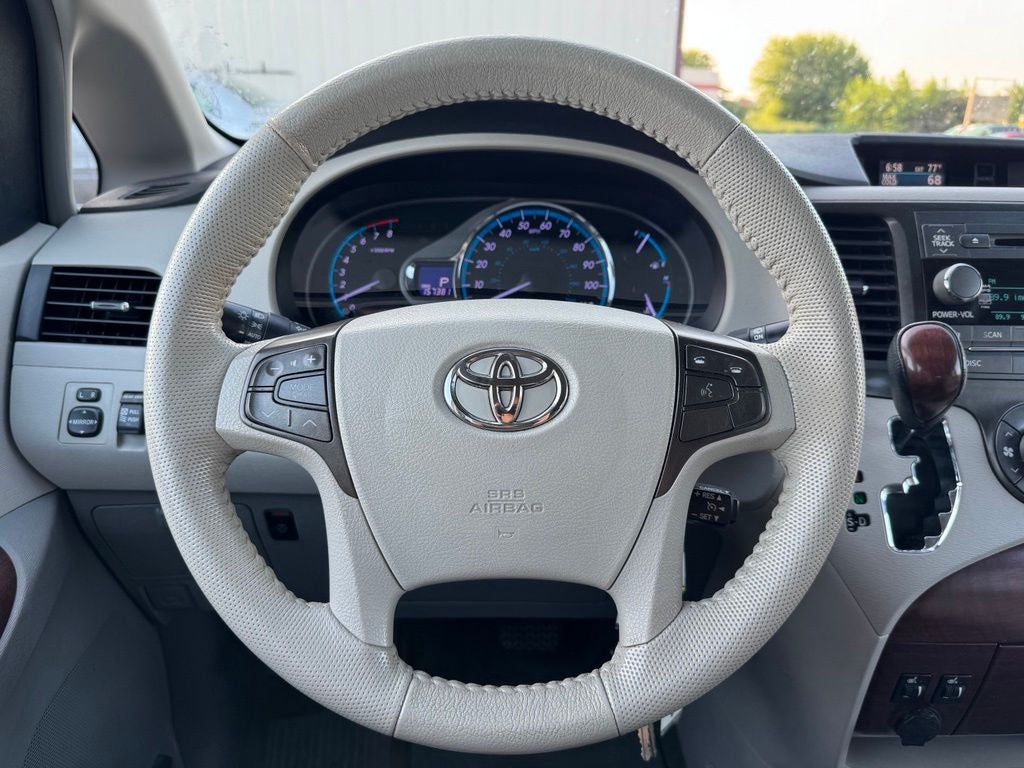 Used 2013 Toyota Sienna XLE with VIN 5TDYK3DC7DS306294 for sale in Rochester, Minnesota