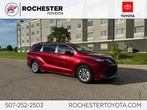 2023 Toyota Sienna XLE 7 Passenger