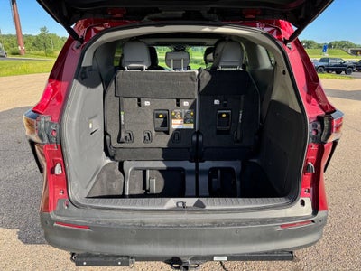 2023 Toyota Sienna XLE 7 Passenger