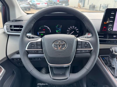2023 Toyota Sienna XLE 7 Passenger