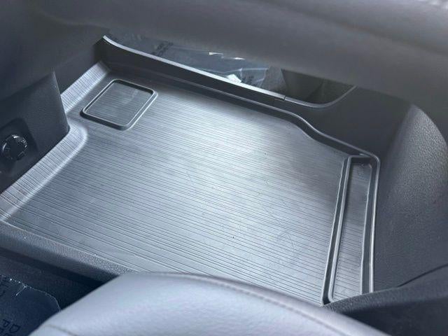 2025 Toyota Sienna XLE 8 Passenger