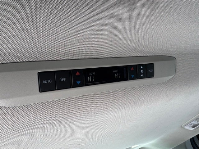 2024 Toyota Sienna XLE 8 Passenger