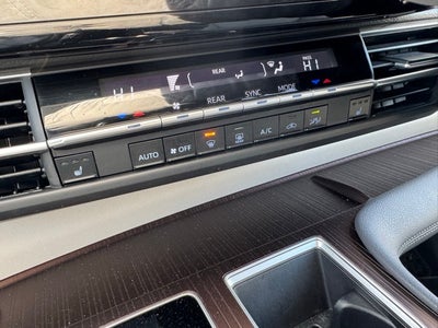 2024 Toyota Sienna XLE 8 Passenger