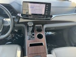 2024 Toyota Sienna XLE 8 Passenger