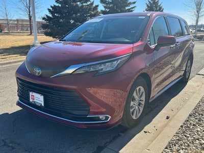 2021 Toyota Sienna XLE 7 Passenger