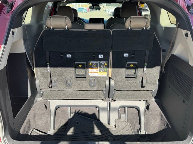 2021 Toyota Sienna XLE 7 Passenger