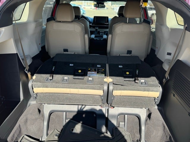 2021 Toyota Sienna XLE 7 Passenger