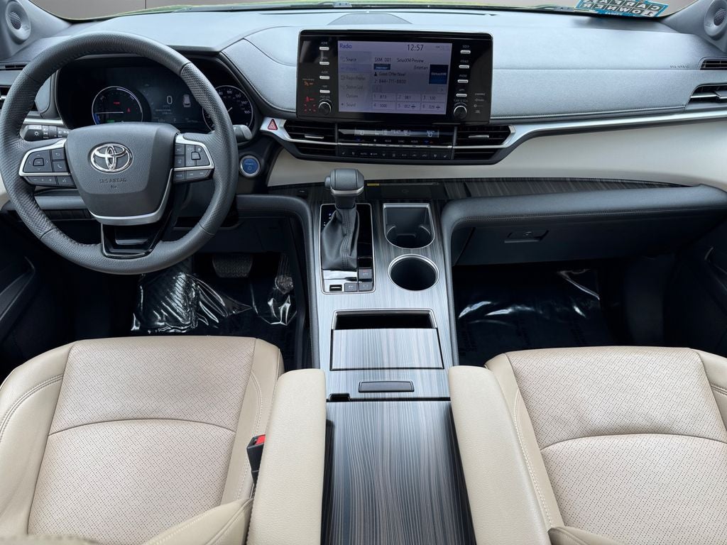2023 Toyota Sienna Limited 7 Passenger