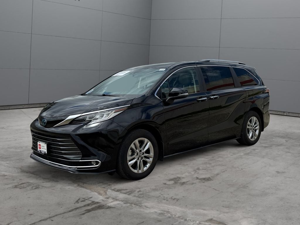 2023 Toyota Sienna Limited 7 Passenger