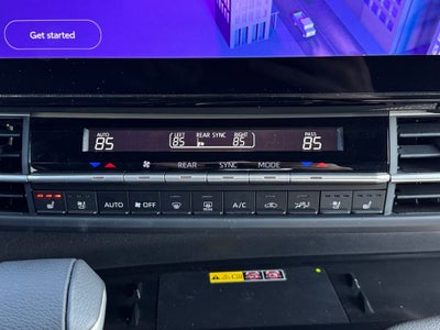 2025 Toyota Sienna Limited 7 Passenger