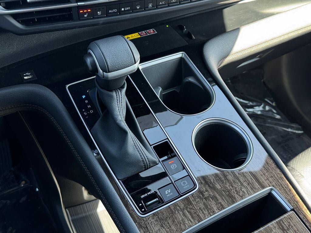 2025 Toyota Sienna Limited 7 Passenger