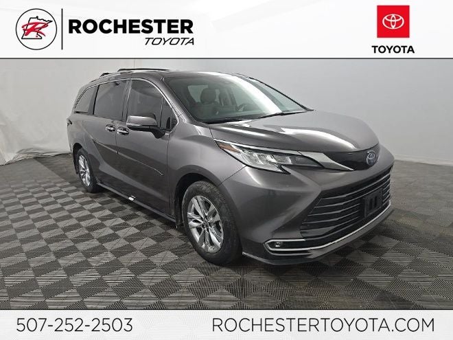 2024 Toyota Sienna Limited 7 Passenger