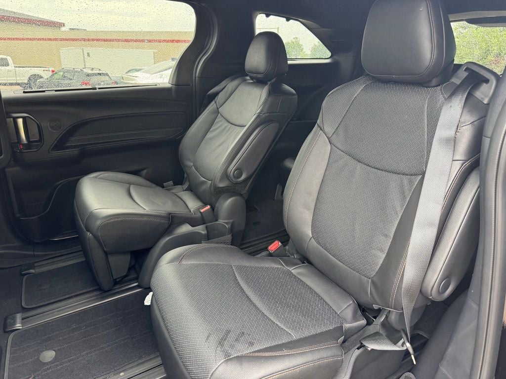 2026 Toyota Sienna Limited 7 Passenger