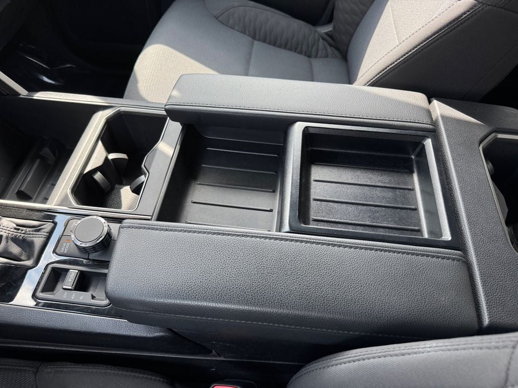 2025 Toyota Tundra SR5 4WD