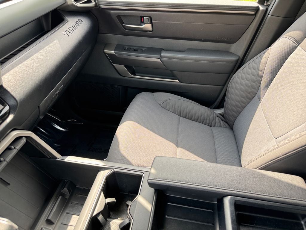 2025 Toyota Tundra SR5 4WD