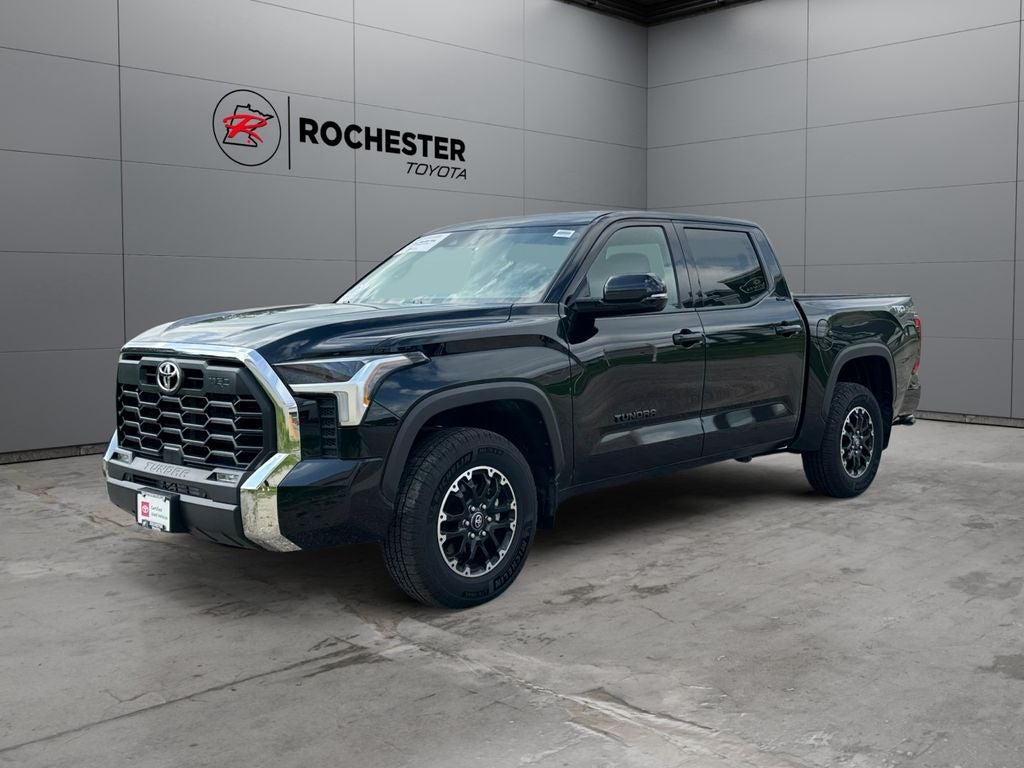 2025 Toyota Tundra SR5 4WD