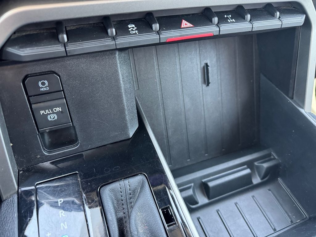 2023 Toyota Tundra SR5 4WD
