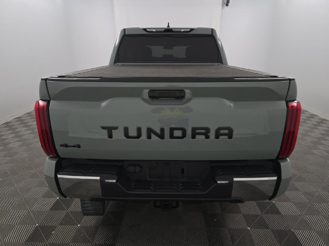2024 Toyota Tundra SR5 4WD
