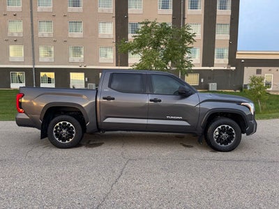 2025 Toyota Tundra SR5 4WD