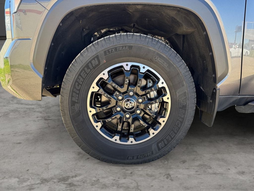 2025 Toyota Tundra SR5 4WD
