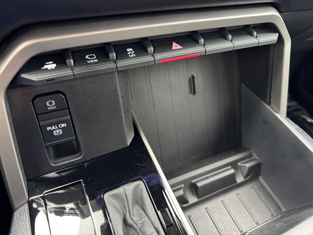 2024 Toyota Tundra SR5 4WD