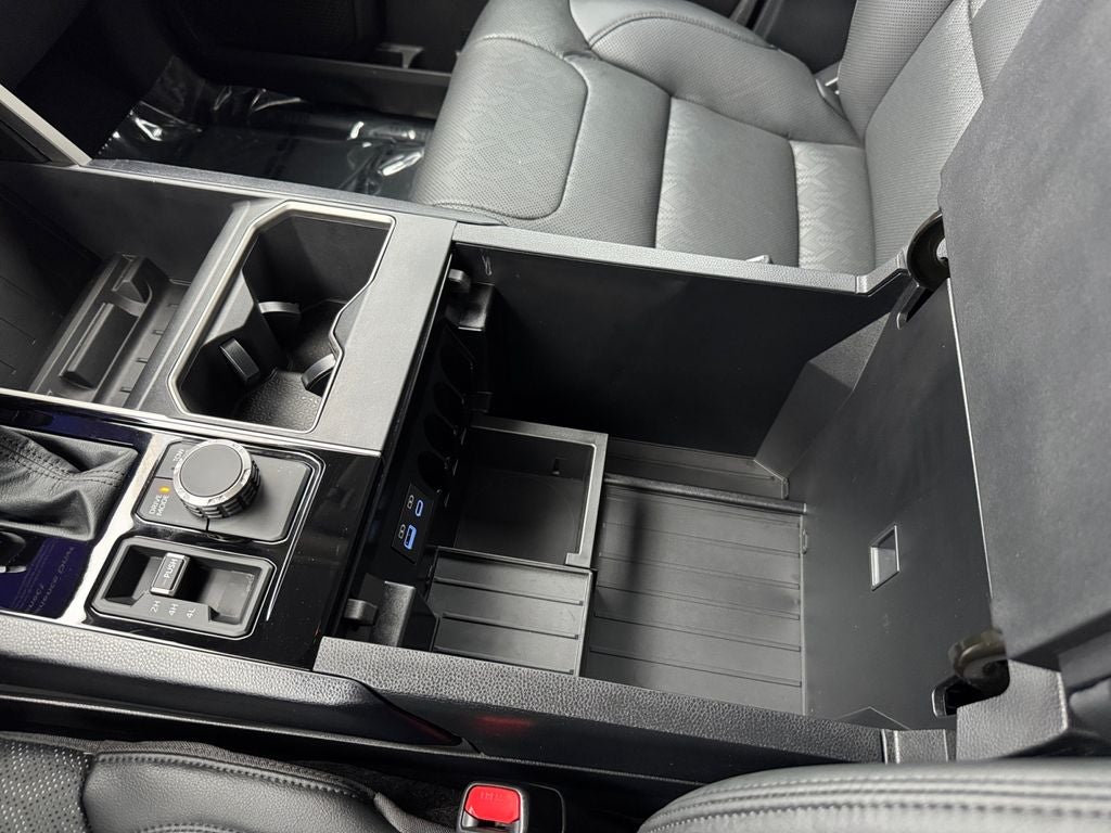 2024 Toyota Tundra SR5 4WD