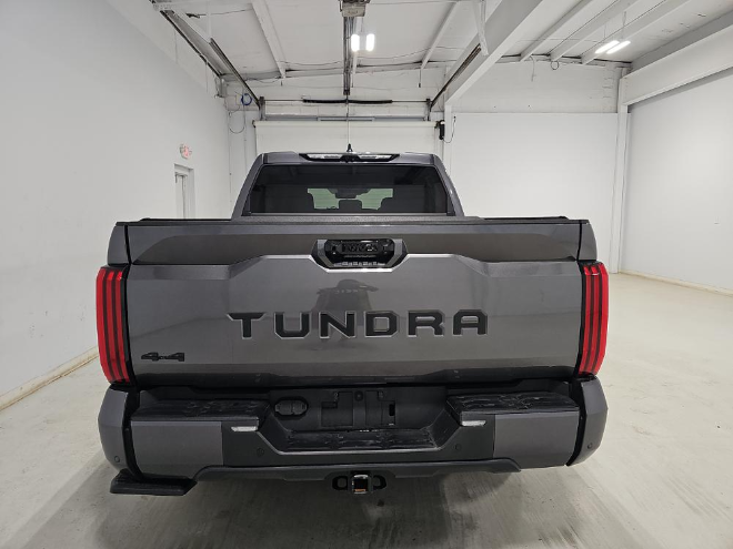 2024 Toyota Tundra SR5 4WD