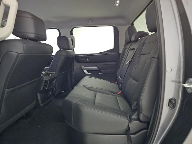 2024 Toyota Tundra SR5 4WD