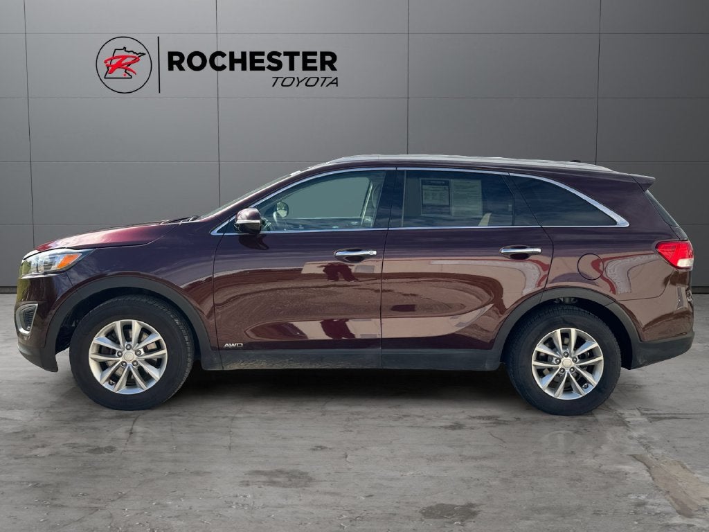 Used 2018 Kia Sorento LX with VIN 5XYPGDA37JG348478 for sale in Rochester, Minnesota