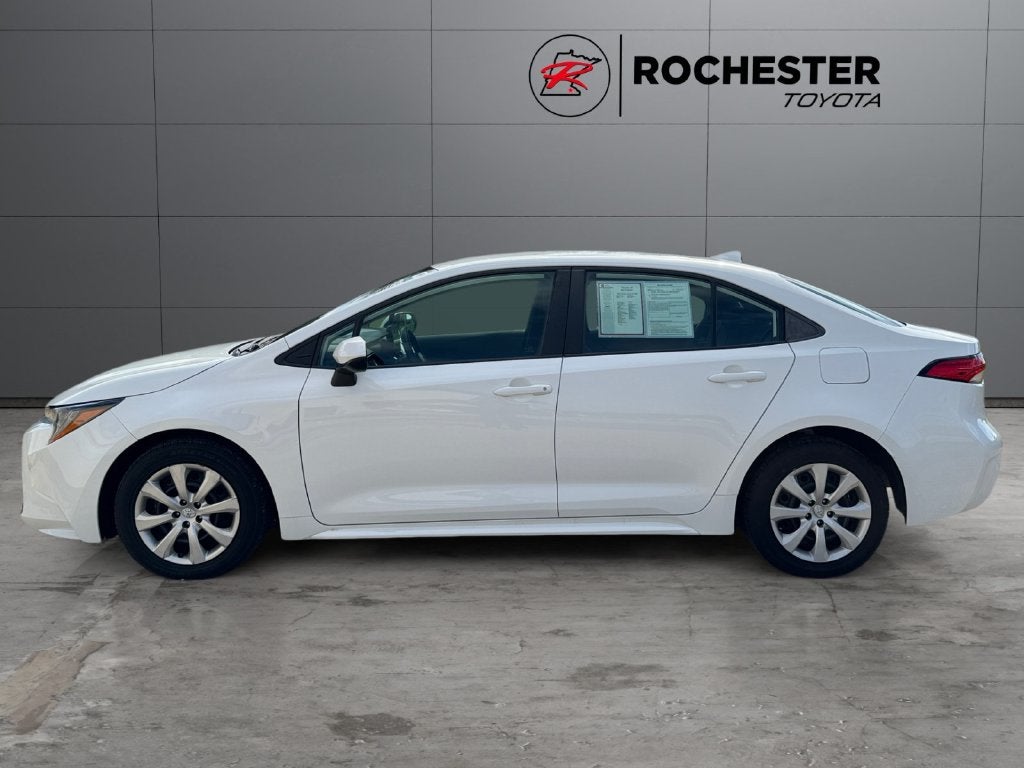 Used 2024 Toyota Corolla LE with VIN 5YFB4MDE2RP090216 for sale in Rochester, Minnesota