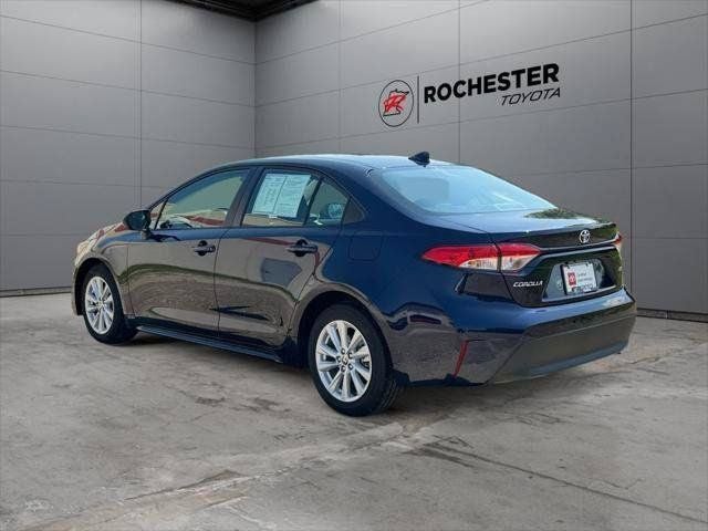 2025 Toyota Corolla LE FWD