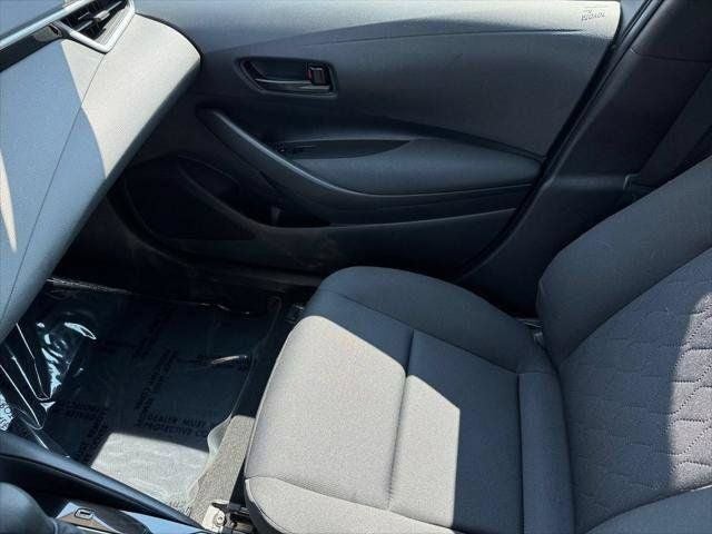 2025 Toyota Corolla LE FWD