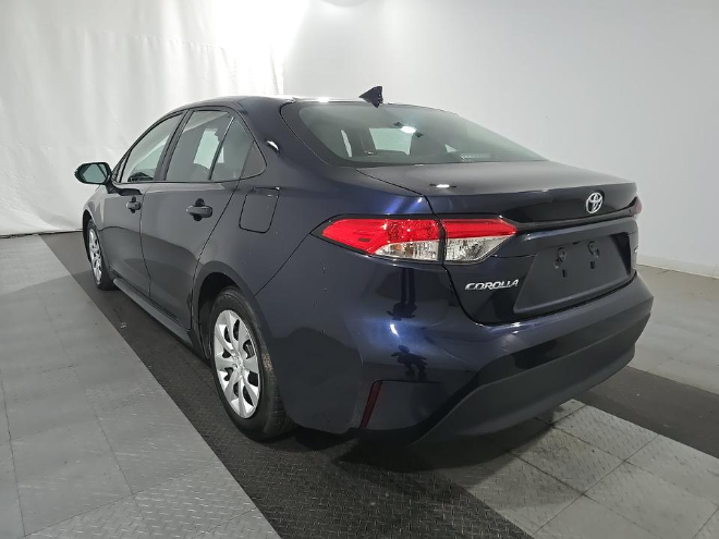 2025 Toyota Corolla LE FWD