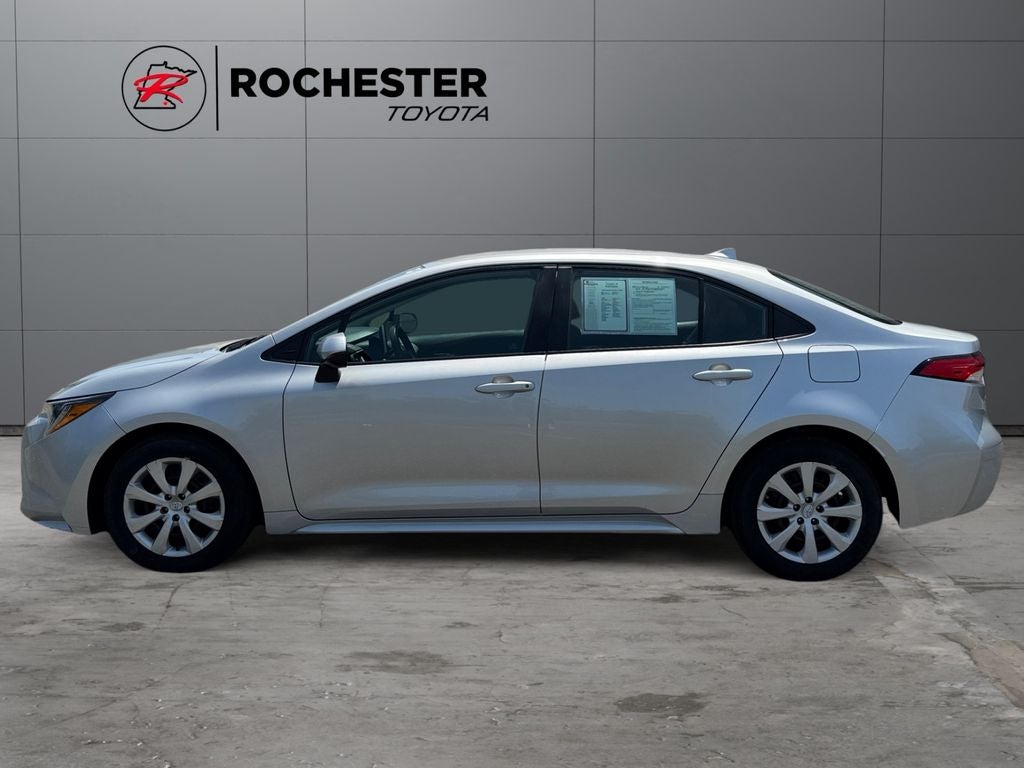 Used 2020 Toyota Corolla LE with VIN 5YFEPRAE2LP075907 for sale in Rochester, Minnesota