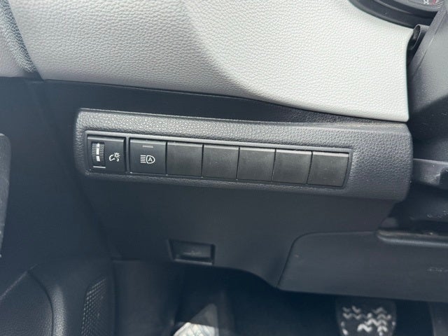 2025 Toyota Corolla SE FWD