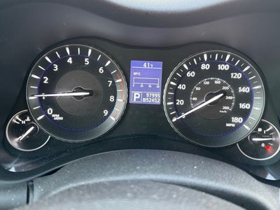 2011 INFINITI M56 X AWD